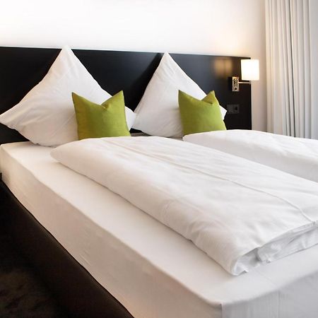 Men Hotel By Wmm Hotels Mengen Eksteriør billede