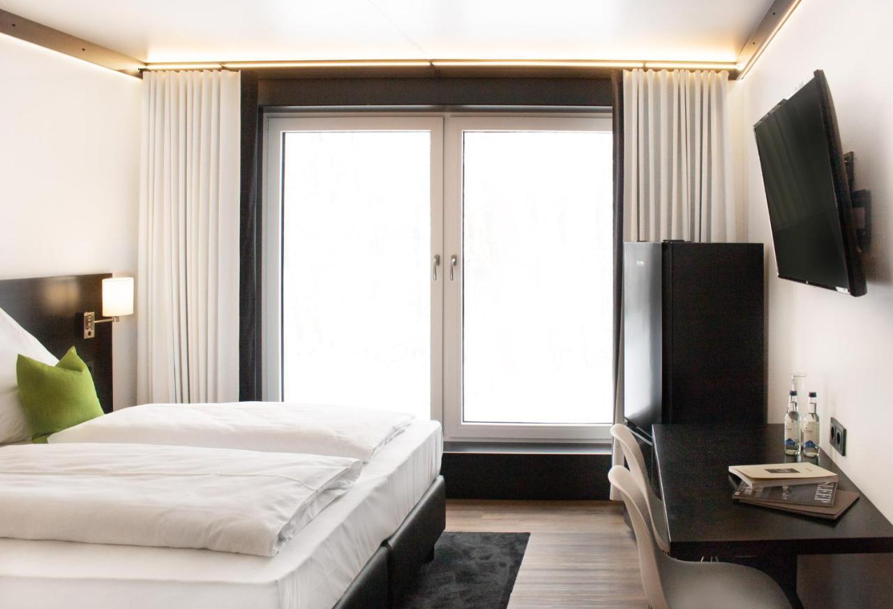 Men Hotel By Wmm Hotels Mengen Eksteriør billede