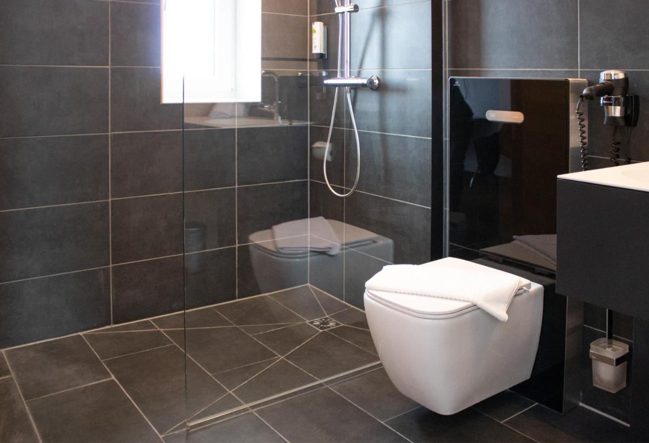 Men Hotel By Wmm Hotels Mengen Eksteriør billede